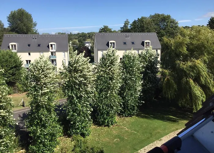 Calme 2 Pieces Avec Balconnet Et Parking - Fr-1-712-21 公寓