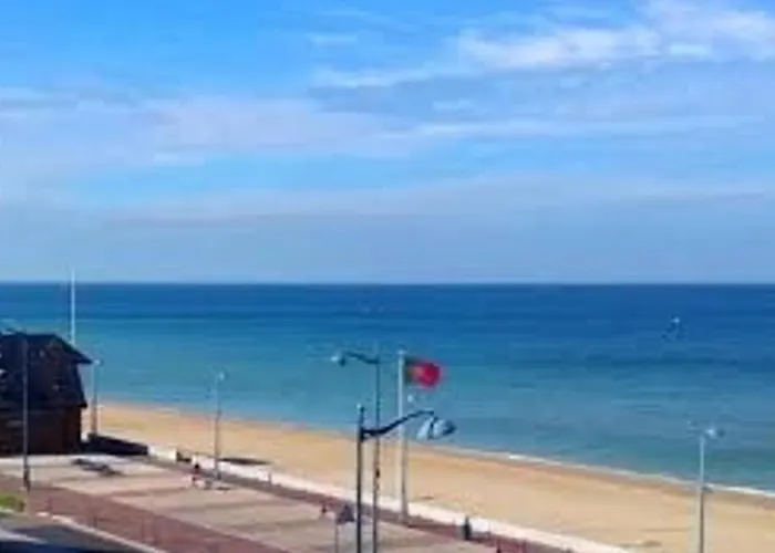 公寓 Calme 2 Pieces Avec Balconnet Et Parking - Fr-1-712-21